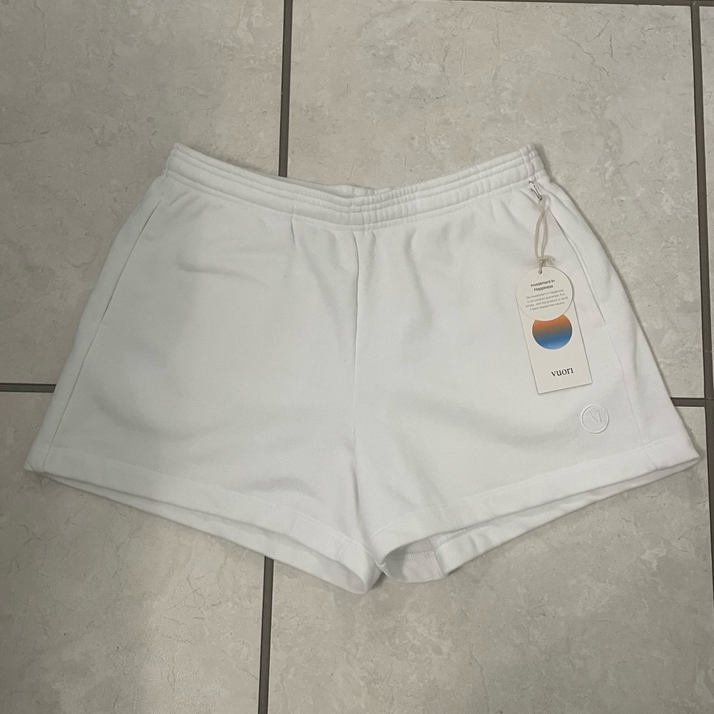 Vuori Sedona Sport Short, White, Medium